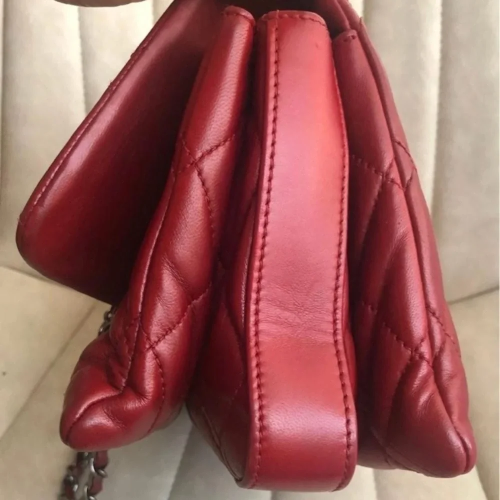 CHANEL Quilted Lambskin Shoulder Bag in Red with Silver Chain